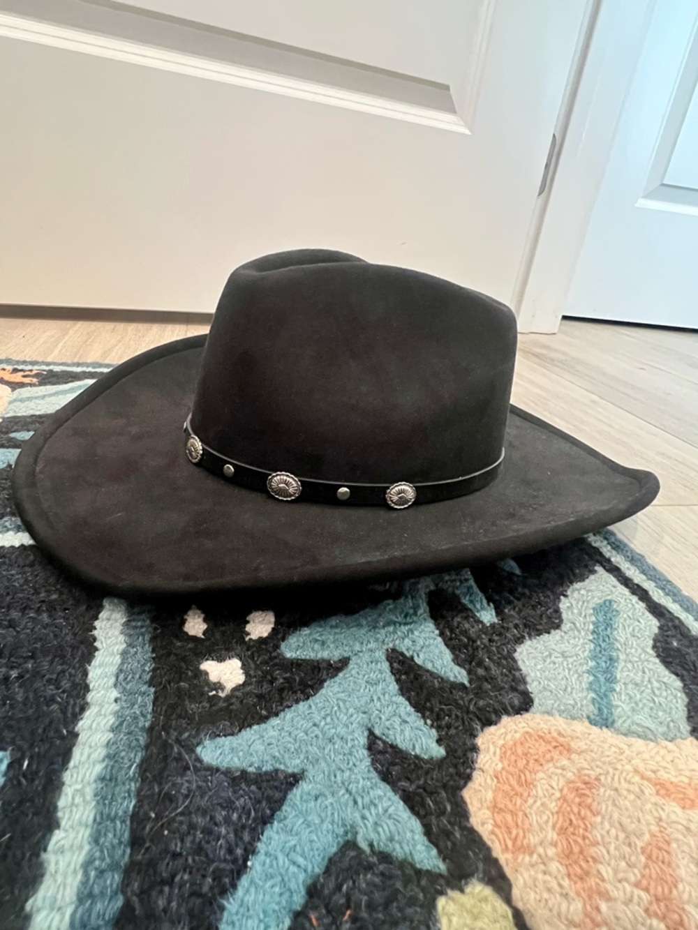 Universal Thread Black Felt Cowboy Hat with Concho Band